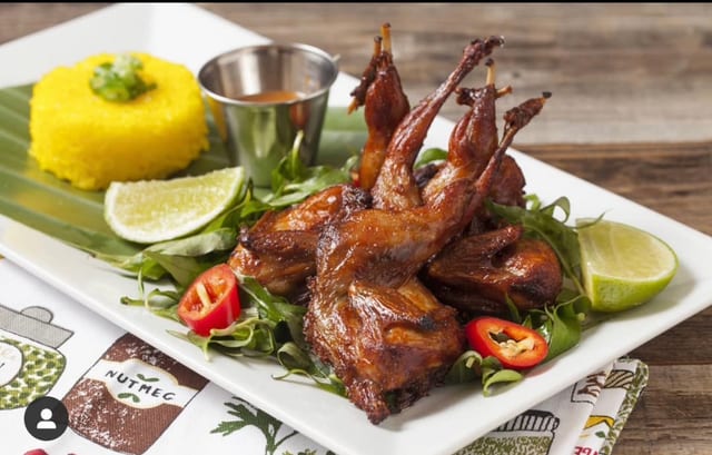 Quail With Sticky Rice (Chim Cut Chien Bo).