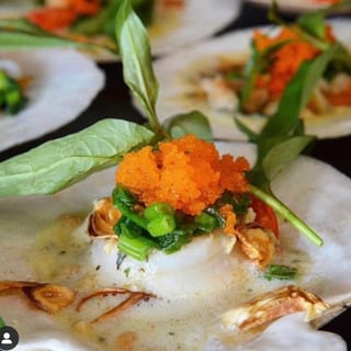 Grilled King Scallops (So Diepnuong Mo Hanh Trungca)