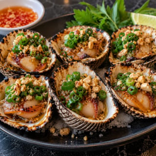 Bloody Clams with butter onion (So Long mo hanh)