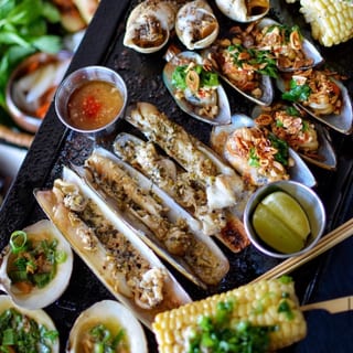 Five Spices Gilled Platter (Oc Nuong Ngu Vi)