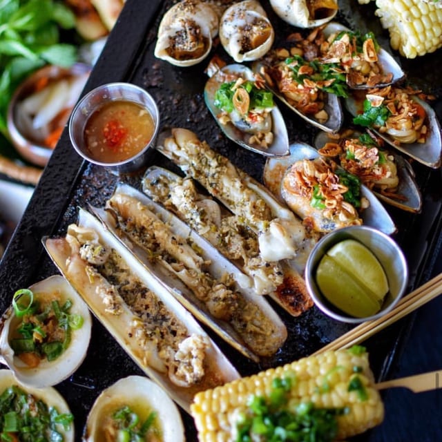 Five Spices Grilled Platter (Oc Nuong Ngu Vi).